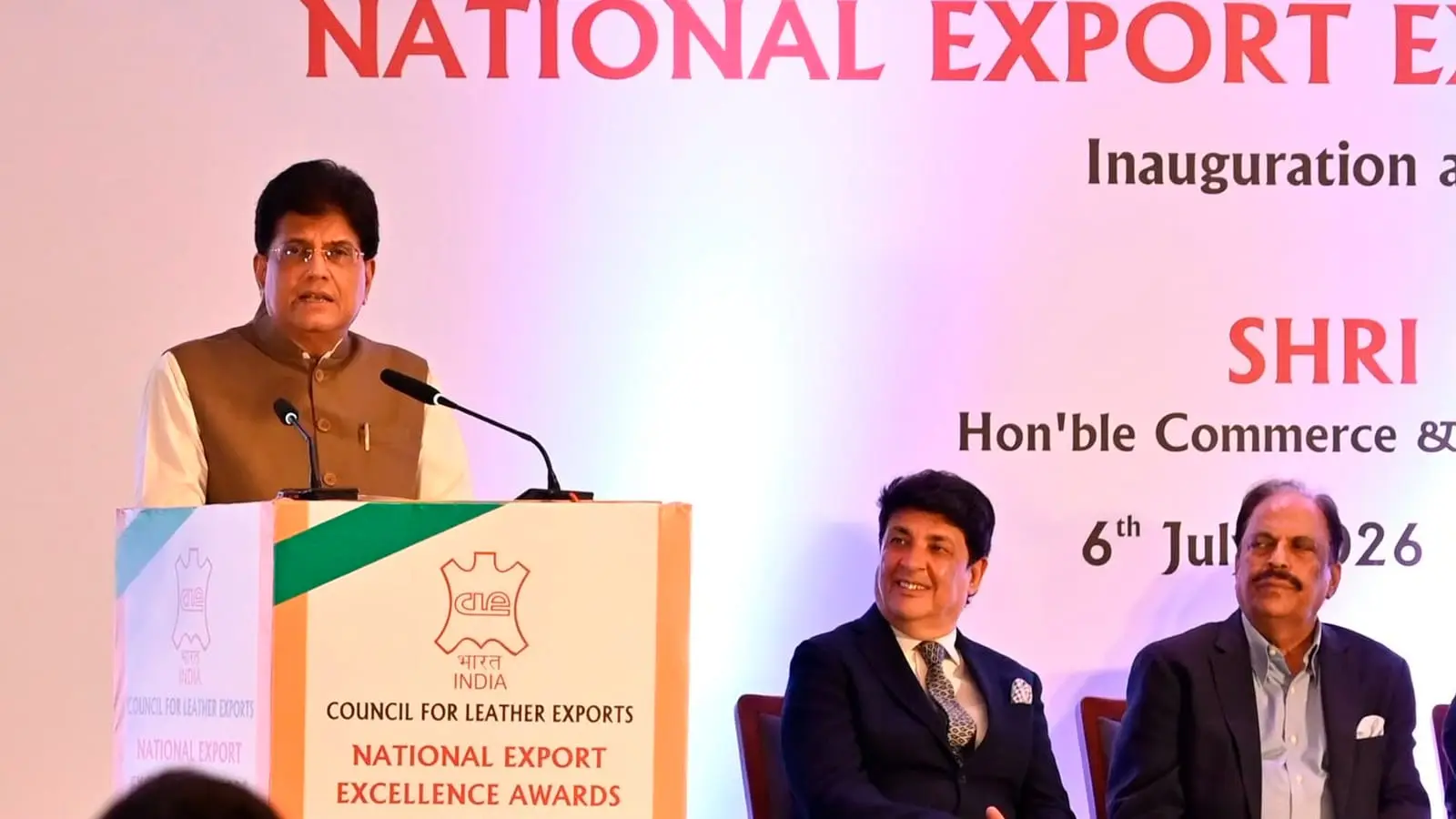 Piyush Goyal Urges Leather and Footwear Sector Target $15B Exports