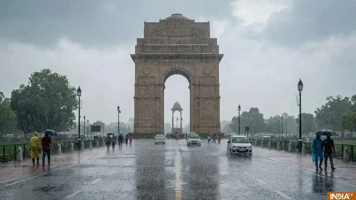 IMD Forecasts Extended Monsoon Showers Over Delhi and Tamil Nadu