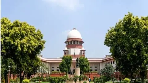 Supreme Court Seeks Responses on CBSE’s Three-Language Policy
