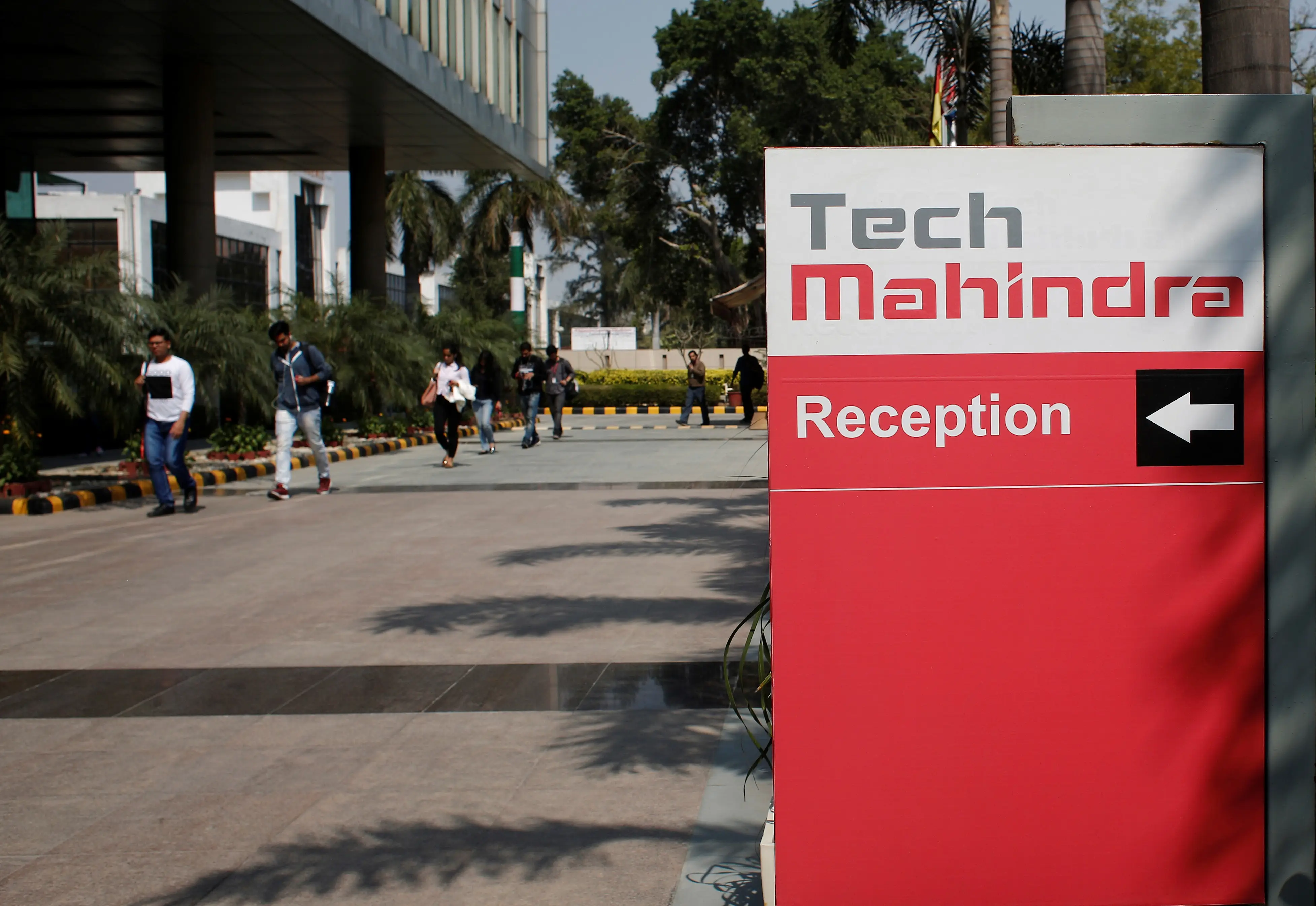 Tech Mahindra Q1 Results: Deal Wins Hit $1,078M as Profit Misses Estimates