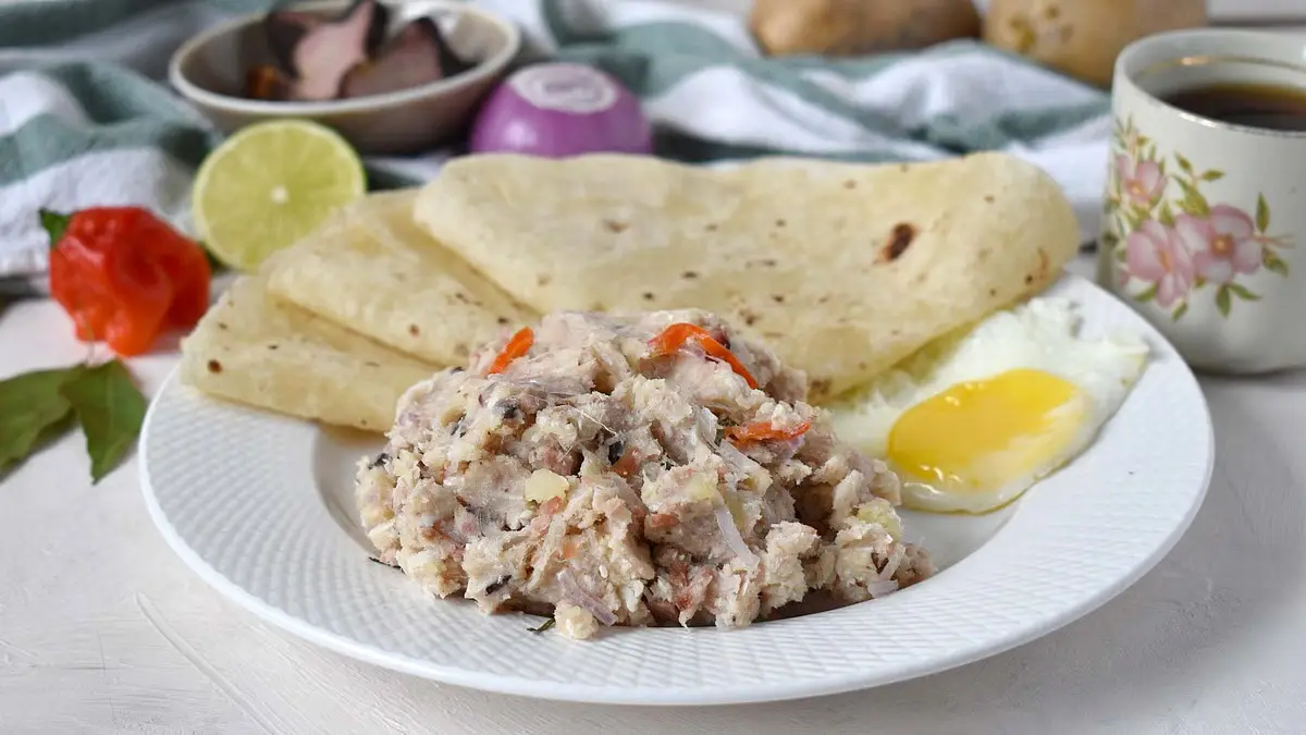 Tuna, Coconut, and Chillies: The Iconic Trio Defining Maldivian Mornings