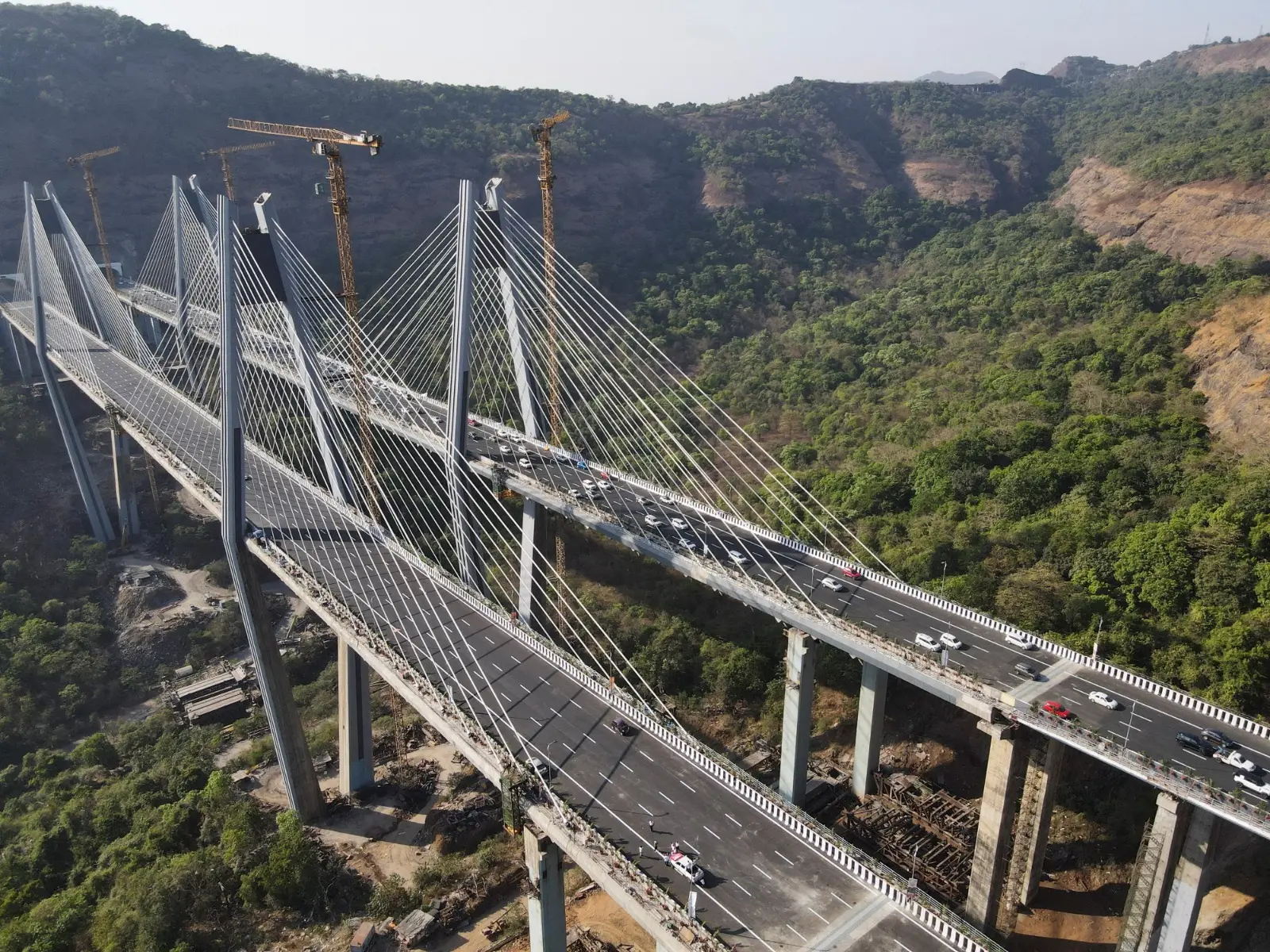 India Infrastructure Output Rises 5% y/y under New Core Series