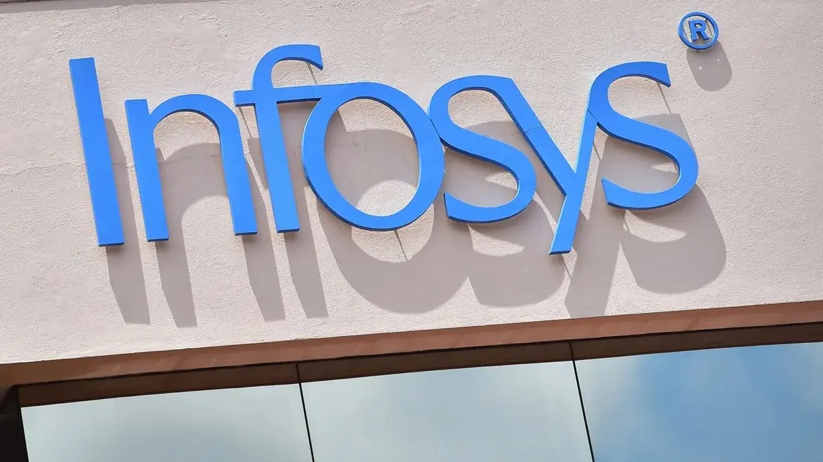 Infosys Rolls Out Salary Hikes Starting October, Targets 20,000 Freshers