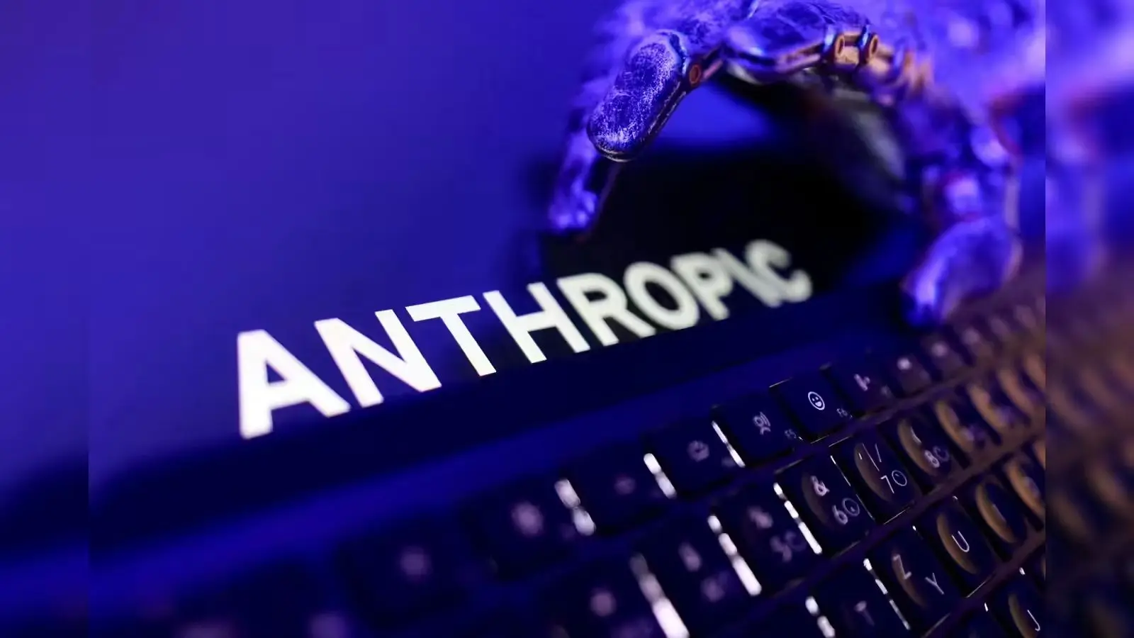Anthropic Weighs Mandatory Stock Sale Plans After IPO