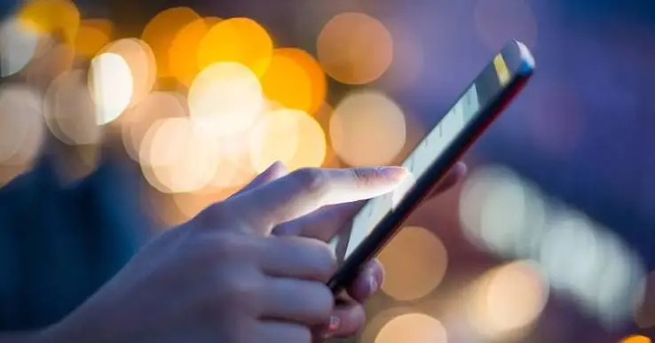 Paying More, Getting Less? Why Smartphone Demand Thrives Despite Record Price Hikes
