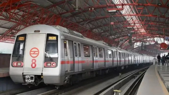 Delhi Metro Unlocks Central Hubs: Rajiv Chowk, Mandi House Gates Open