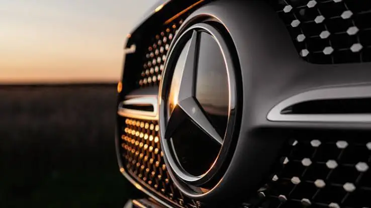 Mercedes-Benz Sees Top-End Buyers Fueling India's Luxury Car Boom