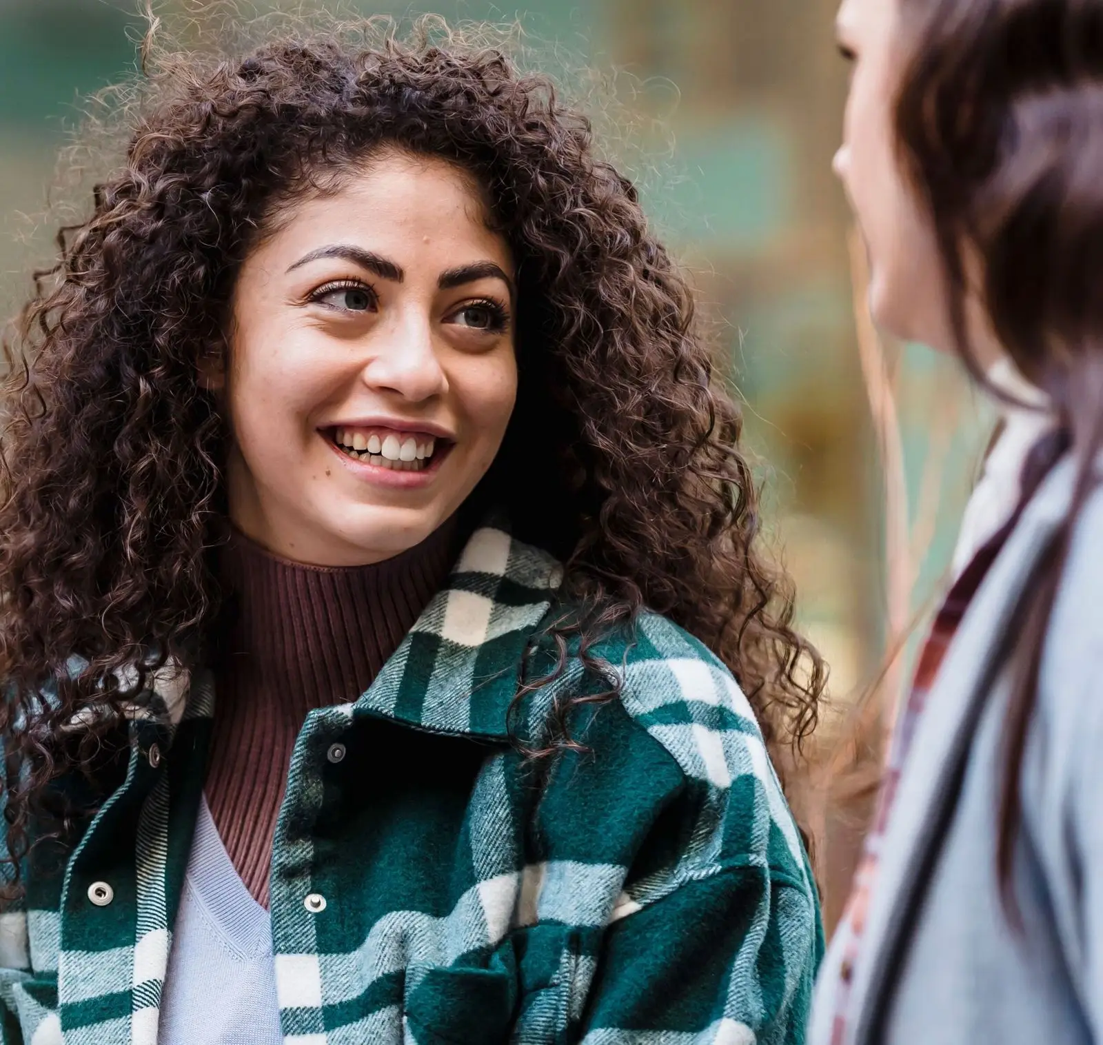 Green With Approval: Are These 5 Subtle Traits the Ultimate Relationship Clues?