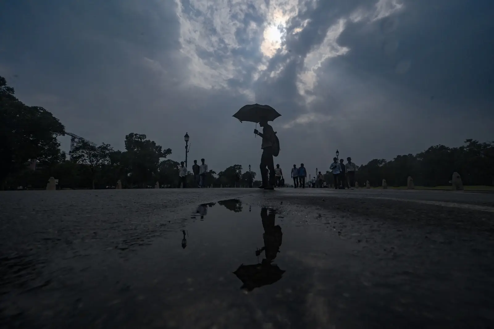 Monsoon Surge: IMD Issues 4-Day Heavy Rain & Thunderstorm Alert for North India