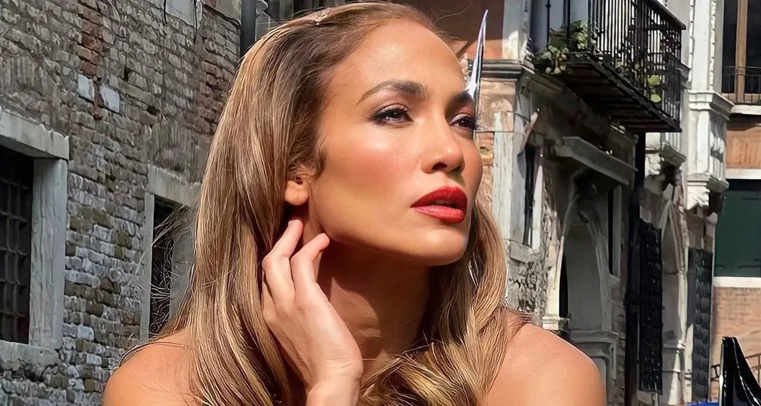 Jennifer Lopez Lip-Syncs Madonna’s 1984 Hit Along Historic Venice Canals