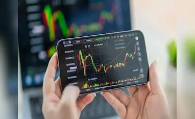 Before the Bell Rings, These Stocks Are Already Commanding Attention