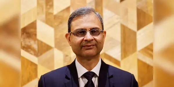 Currency and Calm: Why RBI Chief Malhotra Says the Rupee Could Strengthen as Global Tensions Ease