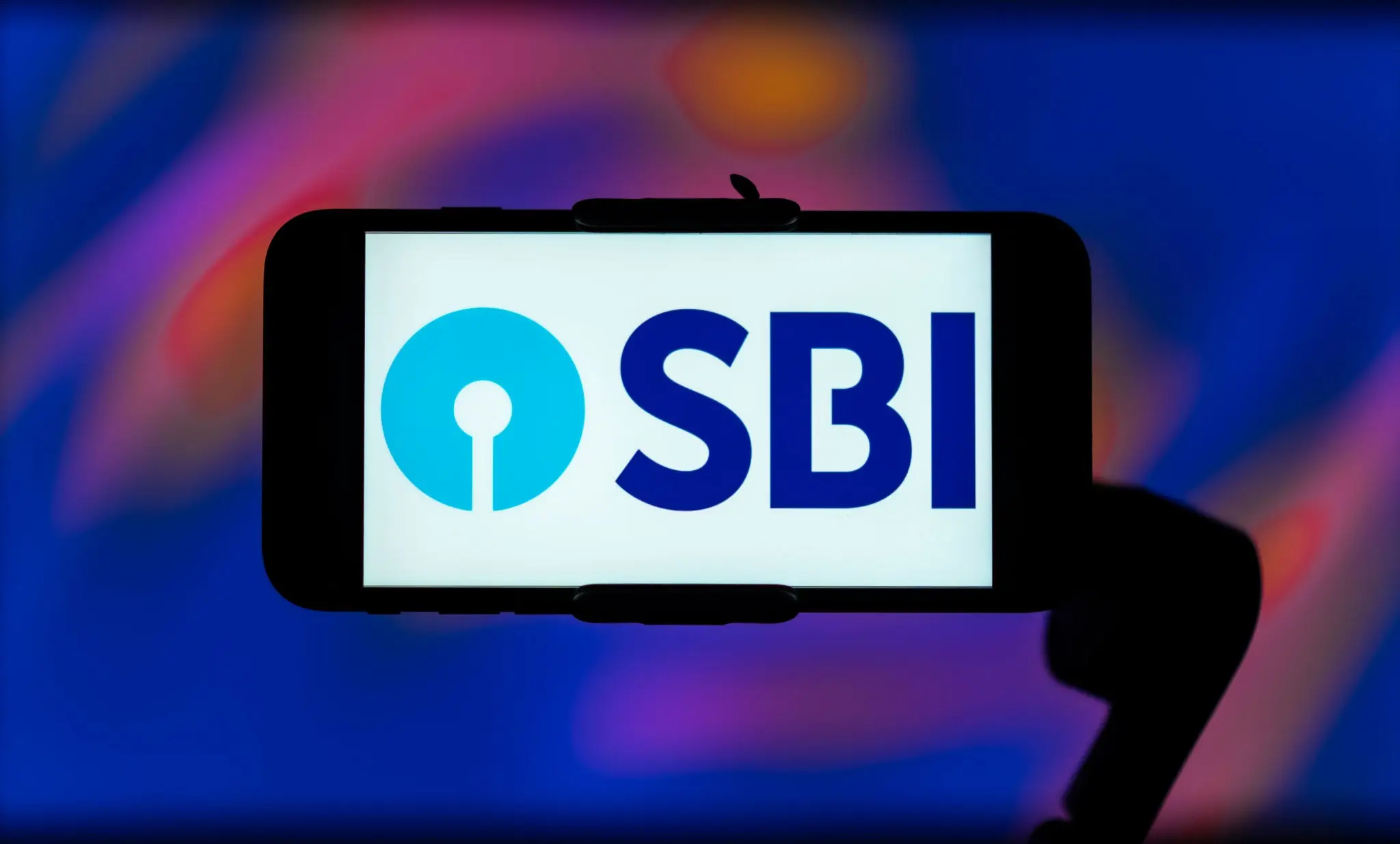SBI Q1 Net Profit Hits ₹211.21 Billion in Mumbai