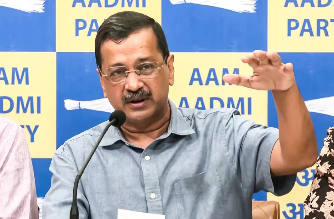 The Fizz Factor: Arvind Kejriwal’s Gen Z Moment Has the Internet Laughing