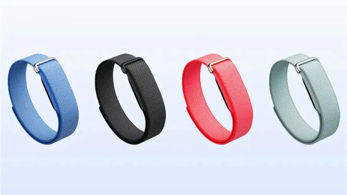 Air Apparent: Google Brings Its First Screenless Fitness Tracker to India