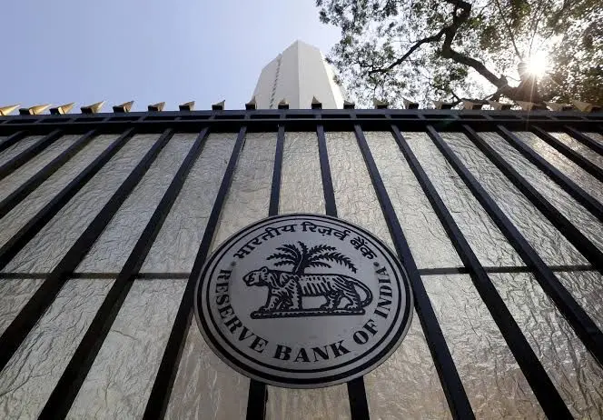 Double Triumph: Indian Bank Loans Jump 19.3% as Deposits Rise 15.4%