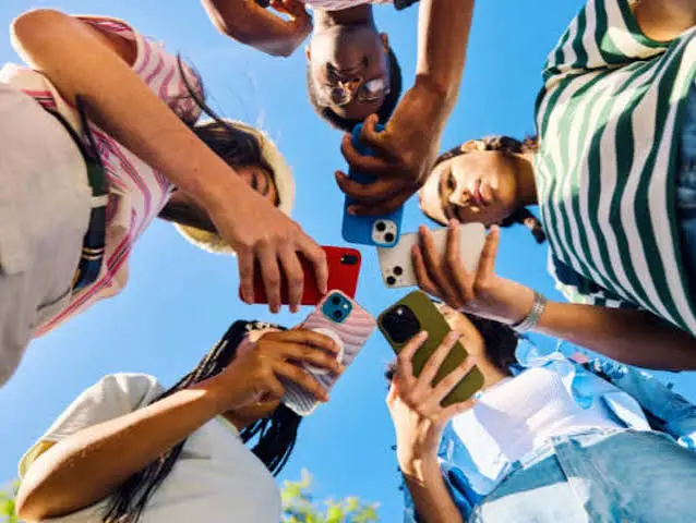 Gen Z's UPI Habits Reveal How India's Young Spenders Really Live