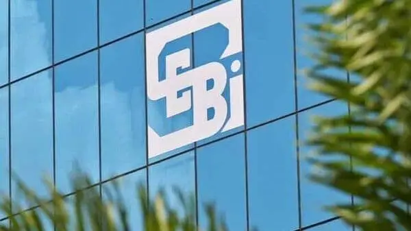 SEBI Warns Investors Over Live Trading Strategies on Social Media