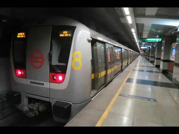 Delhi Metro Last-Mile Connectivity Gap Challenges Commuters
