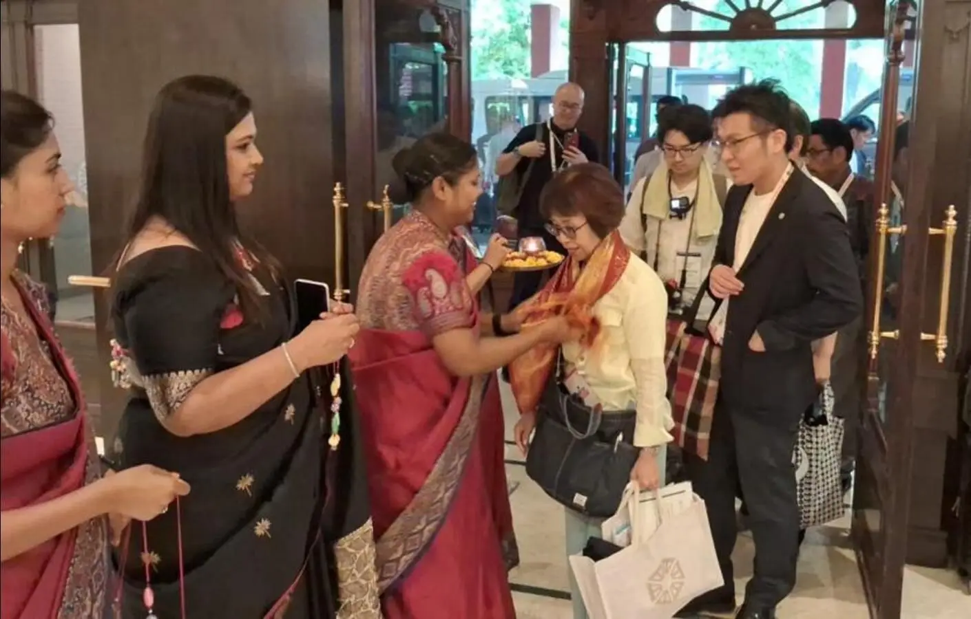 Sacred Trails: Japanese Delegation Receives Grand Welcome in Kashi, Visits Sarnath