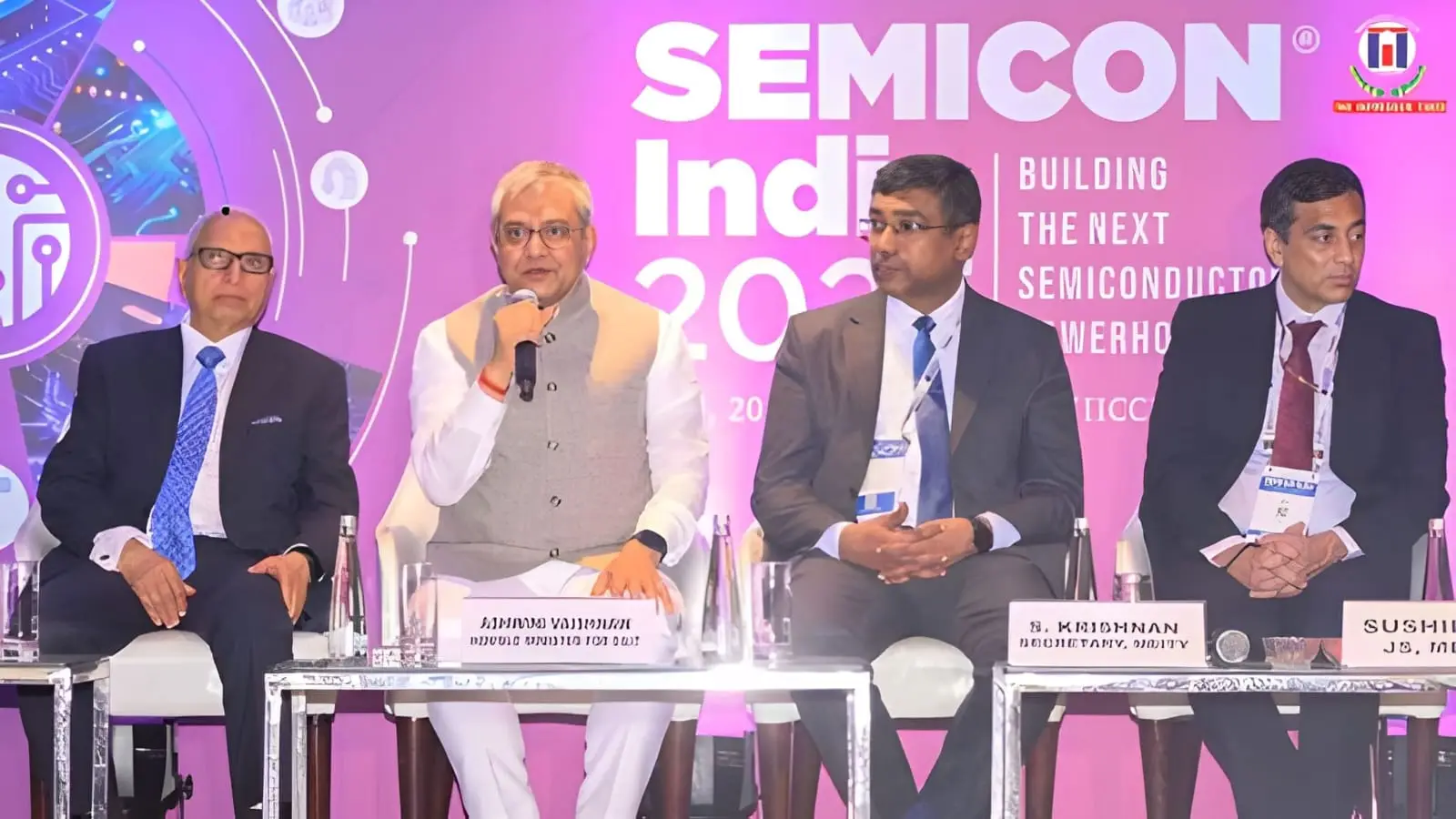 From Fragmented Orders to Foundry Clout: India’s New Semiconductor Strategy