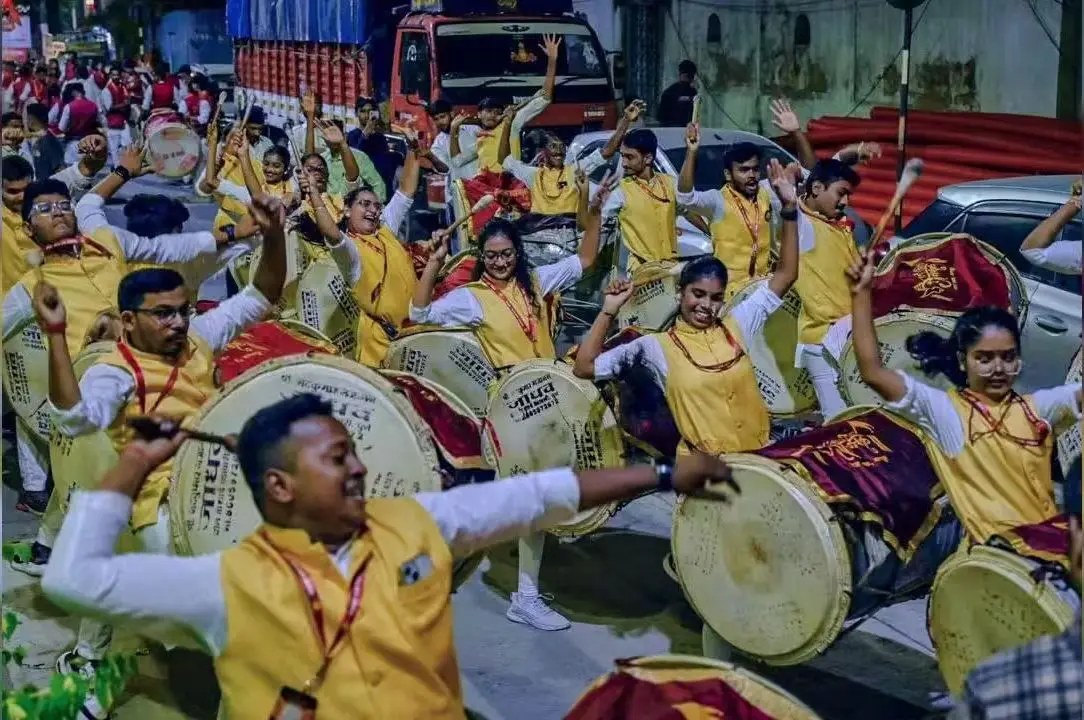 Drums of Destiny: Nagpur's Manthan4Yuva Sets Mega Record