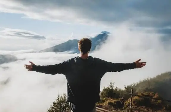When Life Gets Heavy, This Quiet Habit Can Change How You Feel