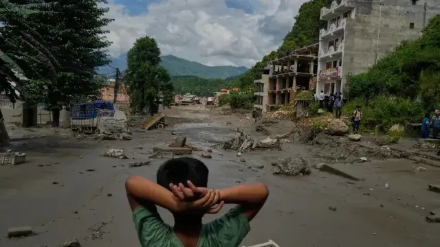Nepal Floods: Rescuers Locate 100 Indian Visitors, 25 Chinese Workers
