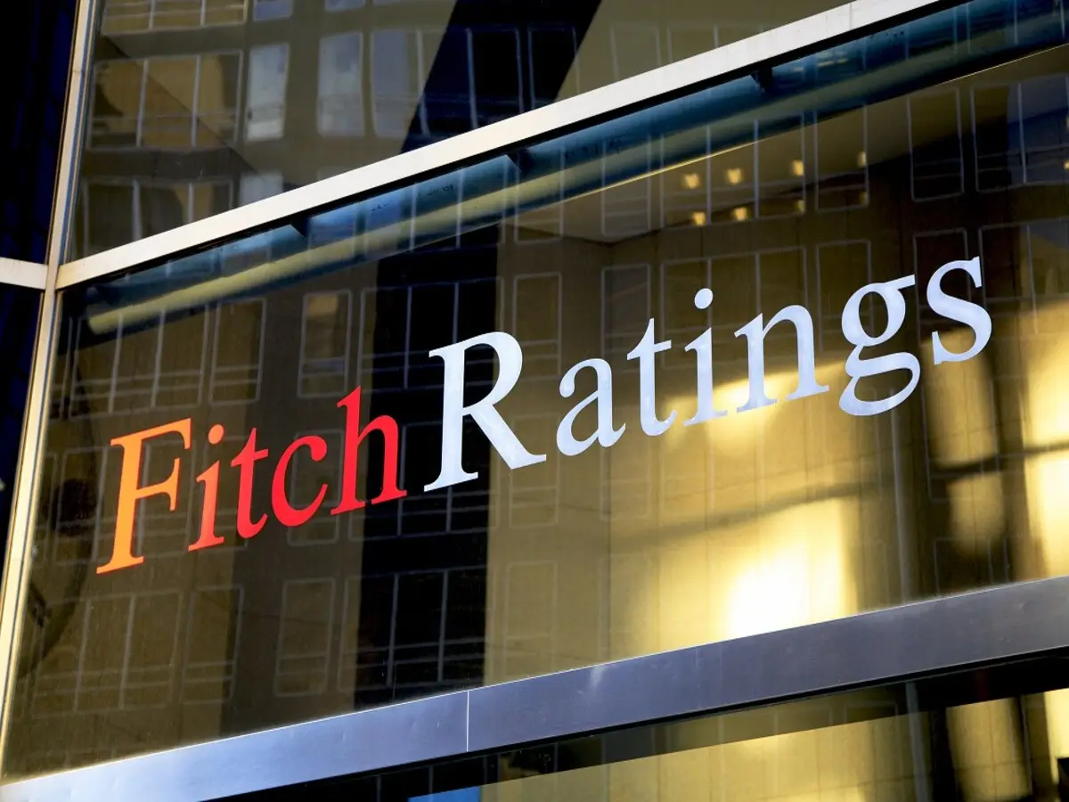 Fitch Upgrades Reliance Local-Currency IDR to 'A-'; Affirms 'BBB'