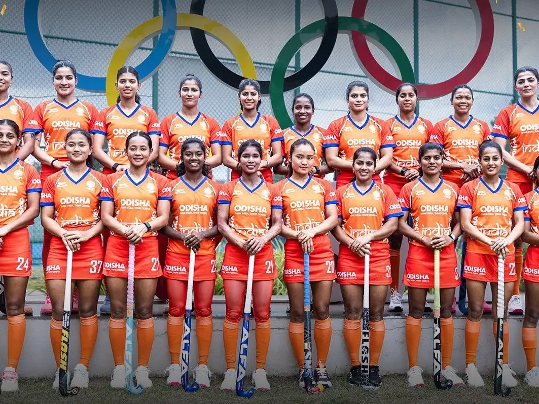 Golden Sticks and Historic Wins: How Hockey India’s ₹50 Lakh Reward Honors a 52-Year Milestone