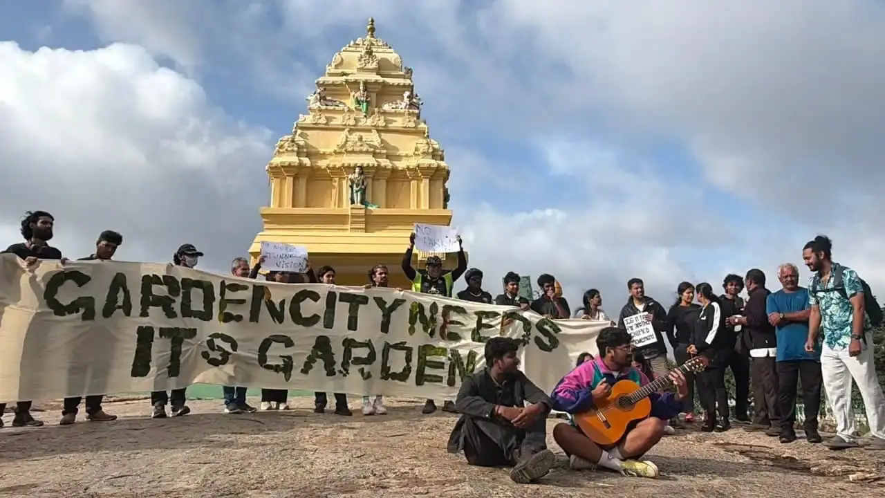 Bengaluru Citizens and RWAs March at Lalbagh Against Park Diversion