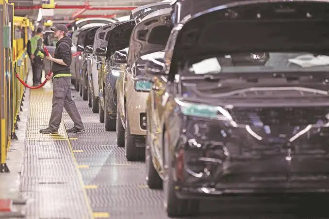 UK New Car Registrations Jump 13.7% in August: SMMT