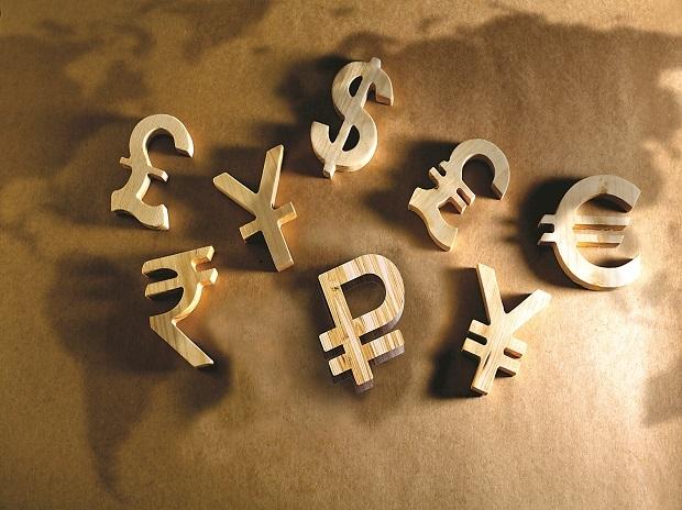 FX Flexibility? Traders Push RBI & SEBI for Derivatives Rule Overhaul