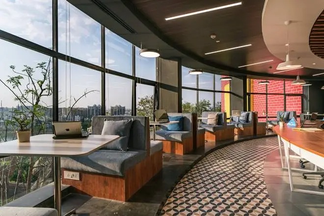 India’s Office Spaces Face Aging Challenge, Retrofitting Becomes Key