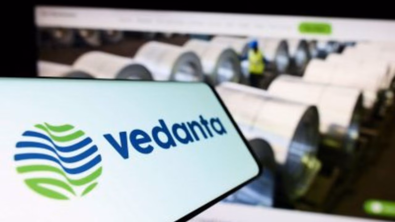 Vedanta Eyes Debt Refinancing and Growth with ₹30 Billion Non-Convertible Debenture Issue
