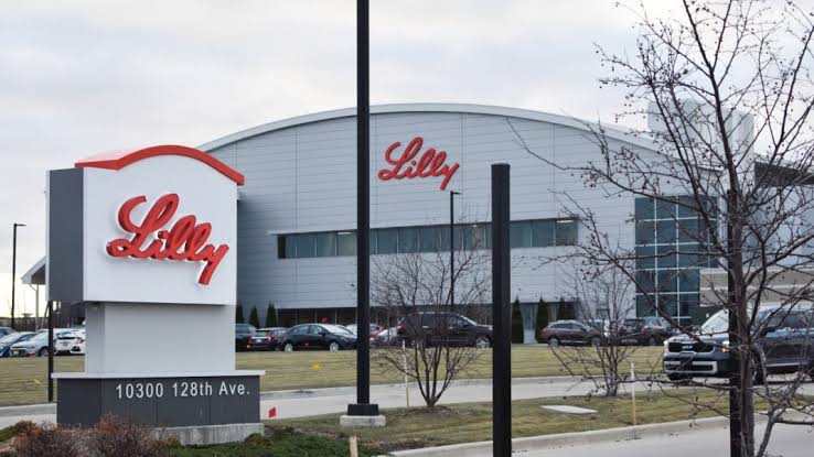 Eli Lilly Shares Plunge 11% Amid Earnings Guidance Cut and Zepbound Sales Miss