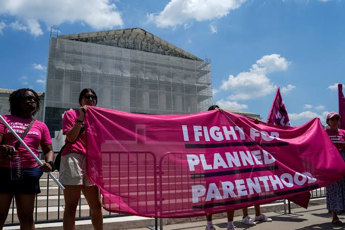 Court Clamps Down on Medicaid Cuts, Puts Planned Parenthood Back in Play