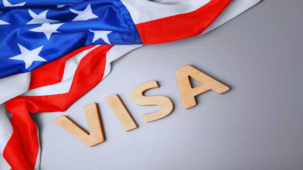 Visa Crisis Escalates: Indian Students Appeal to PMO, MEA Over US Slot Shortage