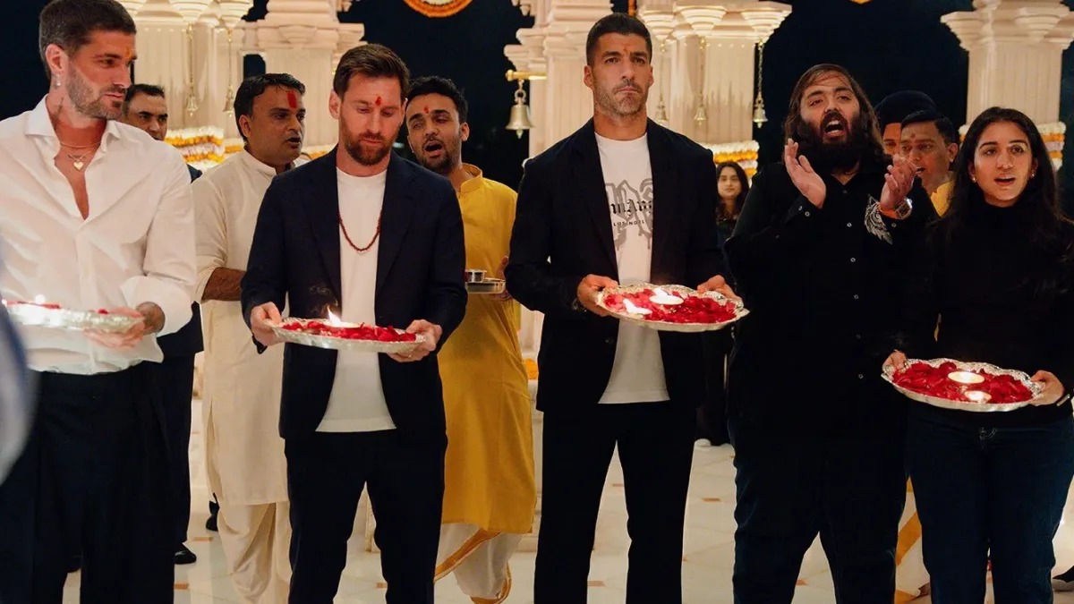 Spiritual Finale: Messi Ends India Tour with Aarti at Vantara