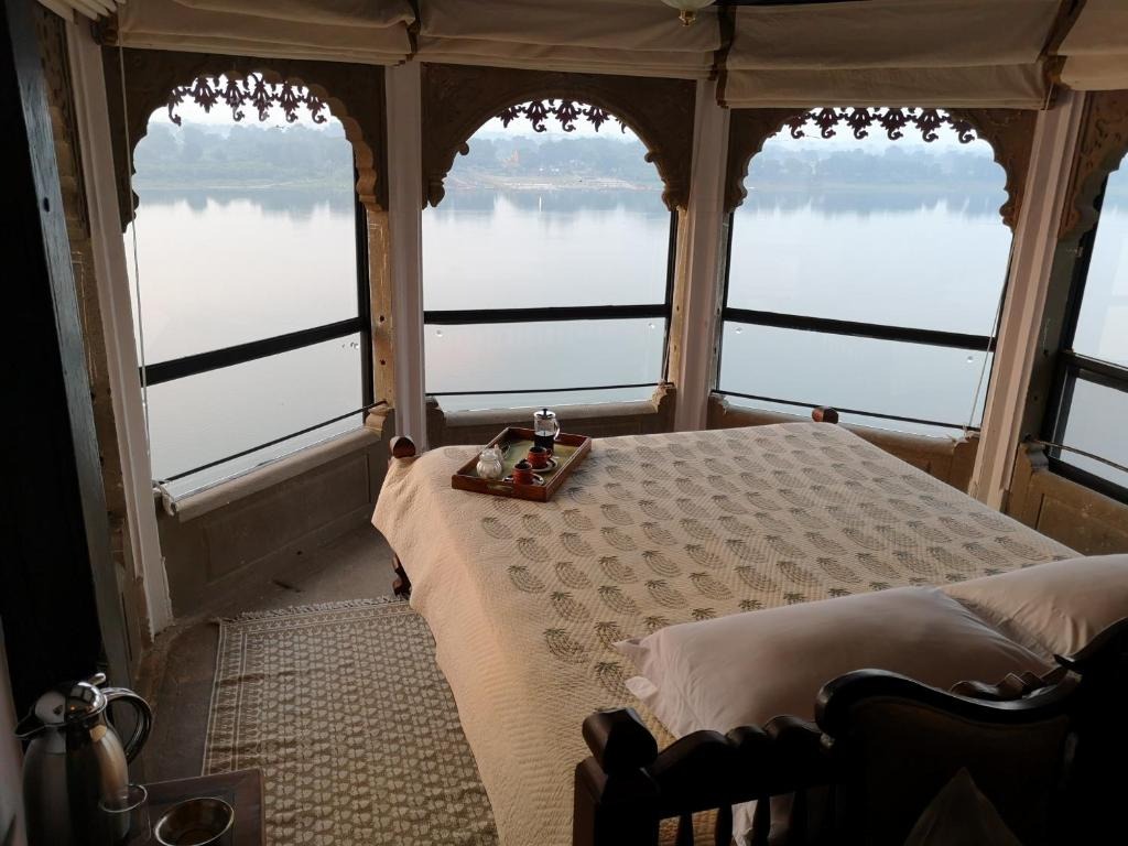 Timeless Tranquility: Ahilya Fort Hotel Redefines Quiet Luxury On The Narmada