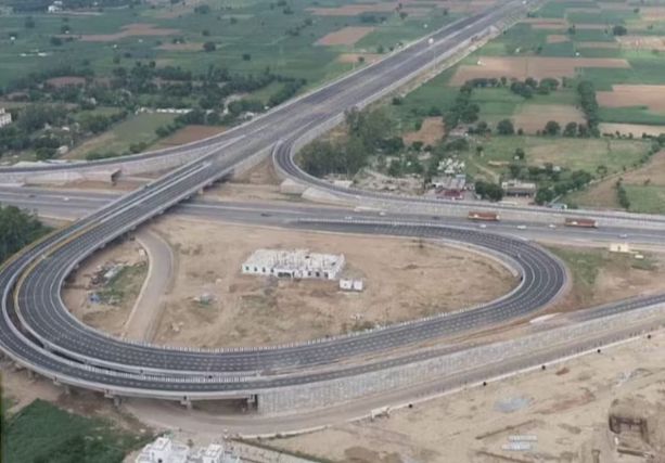 Ganga Expressway to Open in March: 594 km Corridor to Halve Meerut–Prayagraj Travel Time