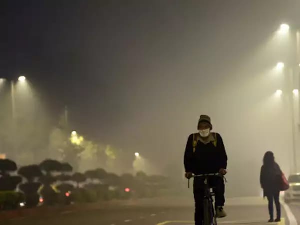 Chilly Forecast: Cold Wave Grips Nation as Fog Blankets Cities