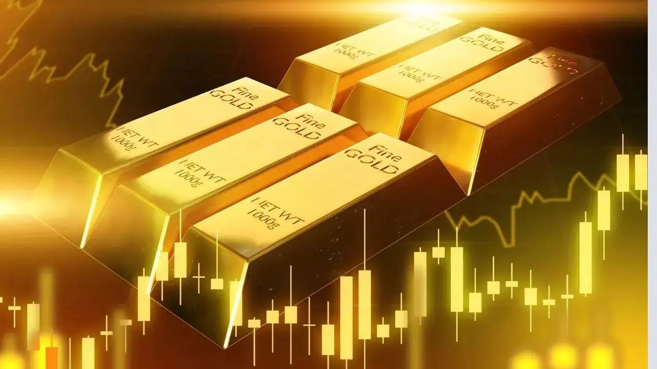 Gold Smashes ₹1 Lakh as Trump’s Tariff Storm and Fed Cut Bets Spark Frenzy