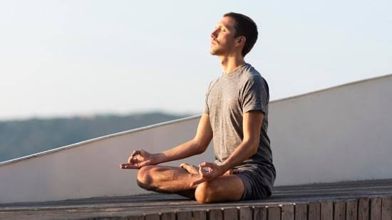 Brain on Overdrive? Experts Say These 5 Quick Fixes Will Help You Relax—Fast