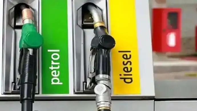 India's August Fuel Sales Drop 2.8% Despite Petrol, Diesel Gains