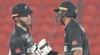 Ravindra's Elegant Boundary Propels Kiwis Past 50 in Crucial Champions Trophy Clash