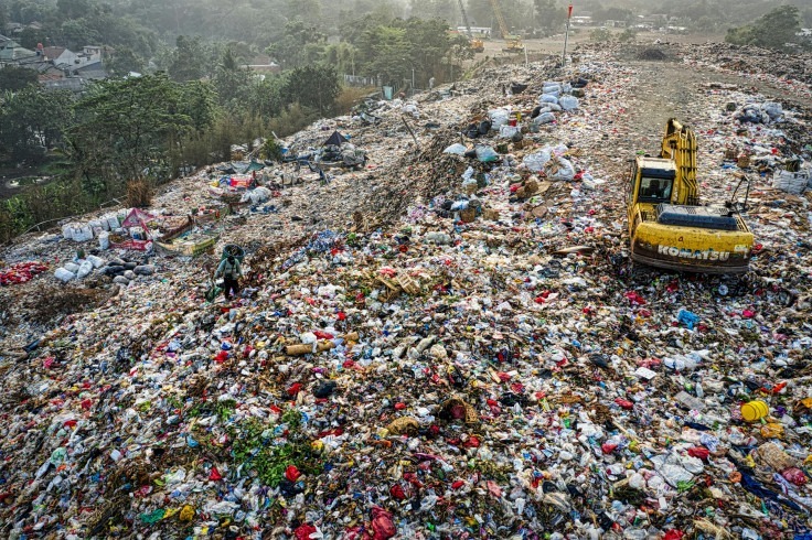 Trash for Cash: How Europe’s Waste Trade Is Overflowing Spain’s Landfills