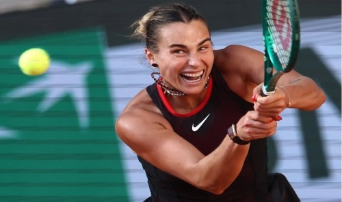 Sabalenka Powers Into French Open Last 16 With Commanding Win
