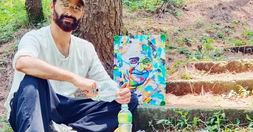 Artist Creates Gandhiji Portrait Using Plastic Waste