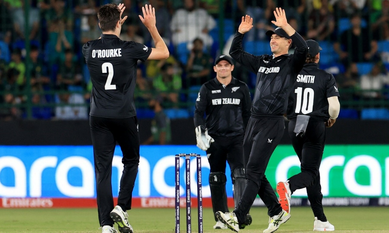 Pakistan Struggles in Chase as William O'Rourke Dismisses Khushdil Shah